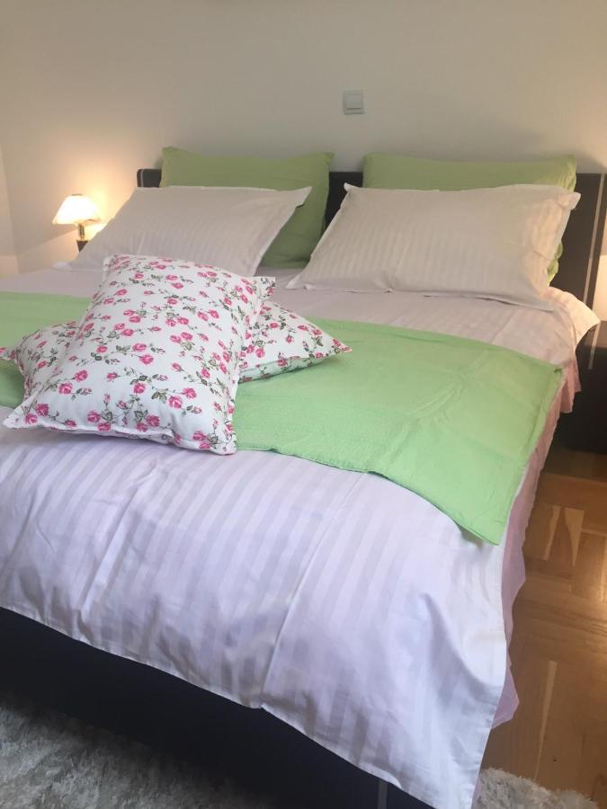 Vrlika Rooms Leda מראה חיצוני תמונה